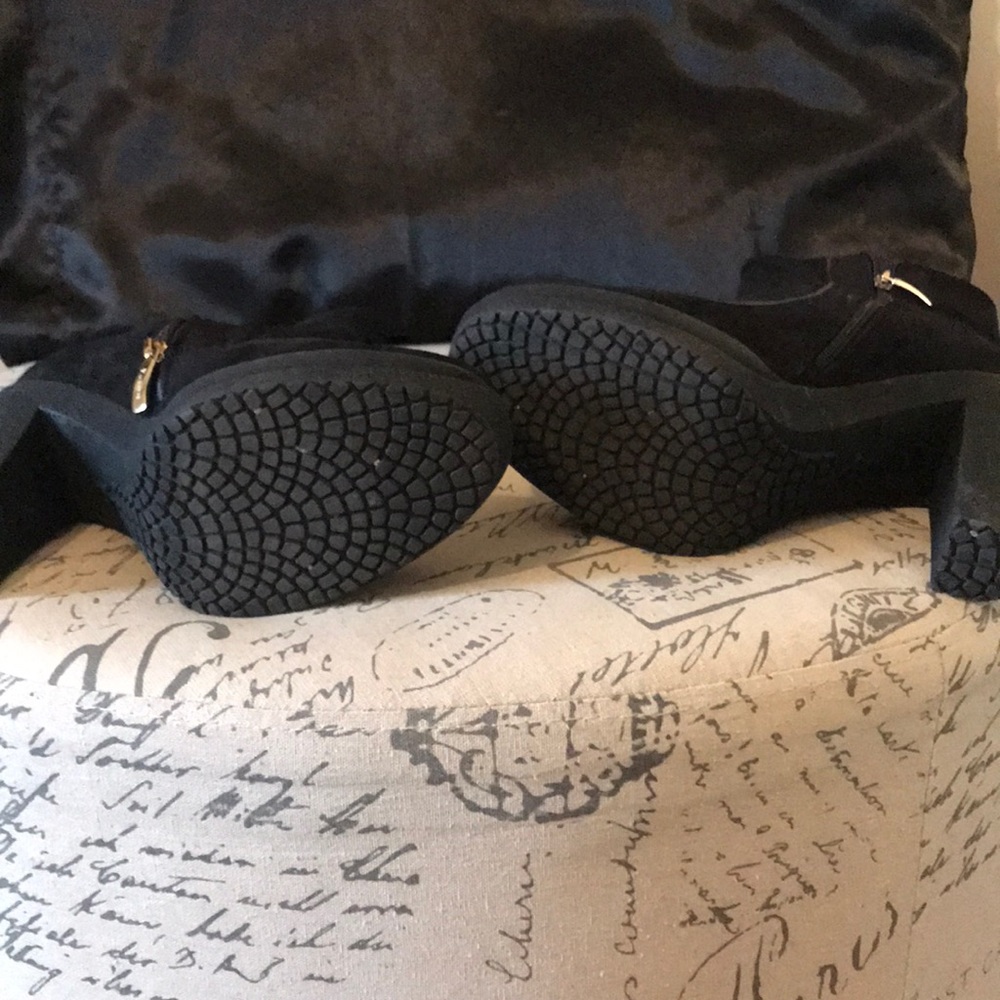 Accessories - Picture 5 of 6